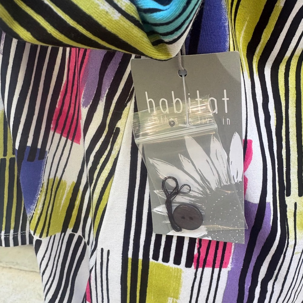 Habitat Swing Tee Size L Multi-Color Abstract Geometric 3/4 Sleeve NWT Artistic - Picture 6 of 10